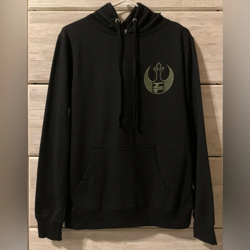 Stars Wars Loot Crate Exclusive Thin Hoodie NWOT - Picture 2 of 3